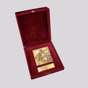 Επιχειρηματικό δώρο κασετίνα με την 1η Νότια Μετόπη του Παρθενώνα  Απονομές-Βραβεία